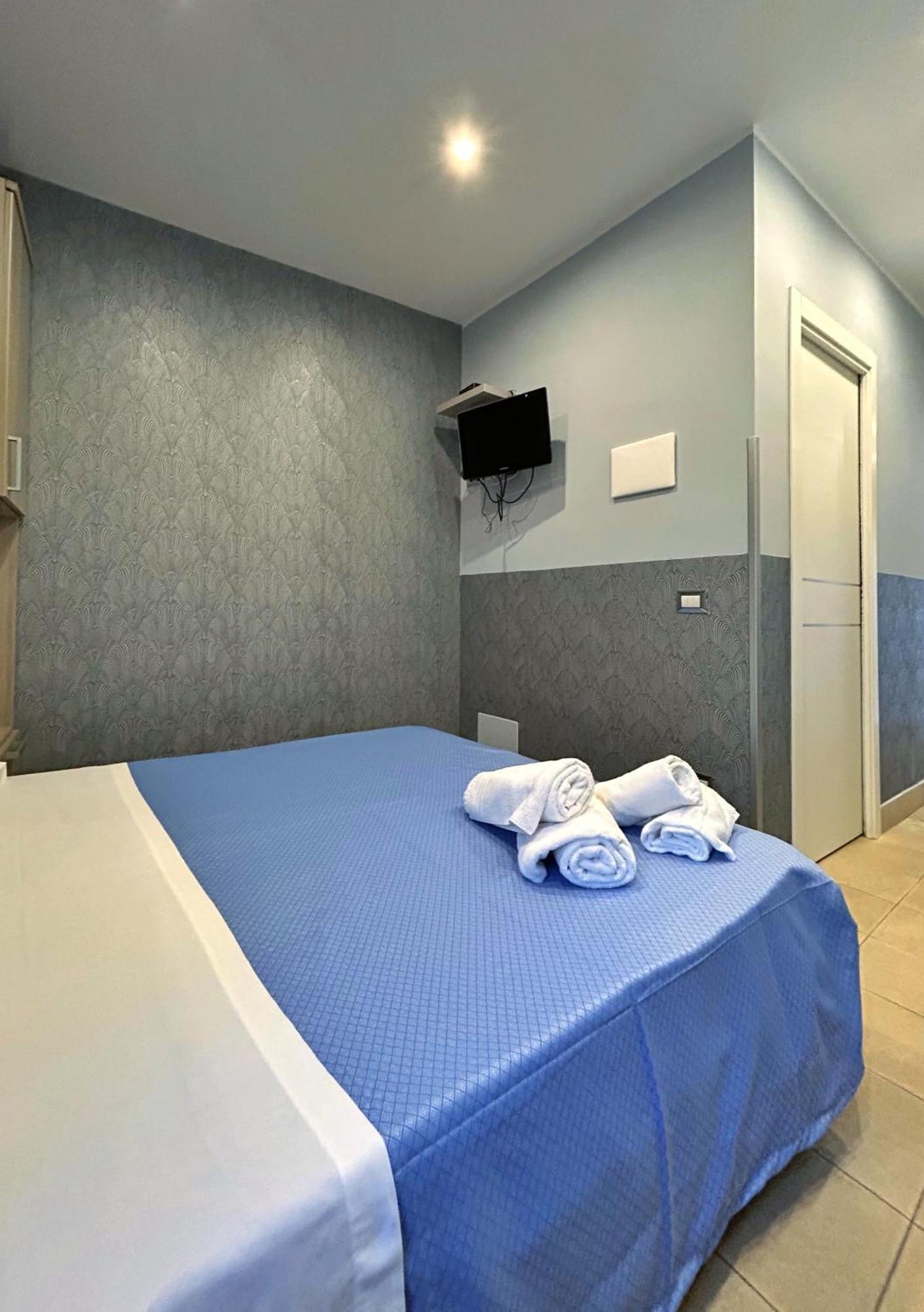 ジャルディーニ・ナクソス La Piazzetta Bed & Breakfast エクステリア 写真