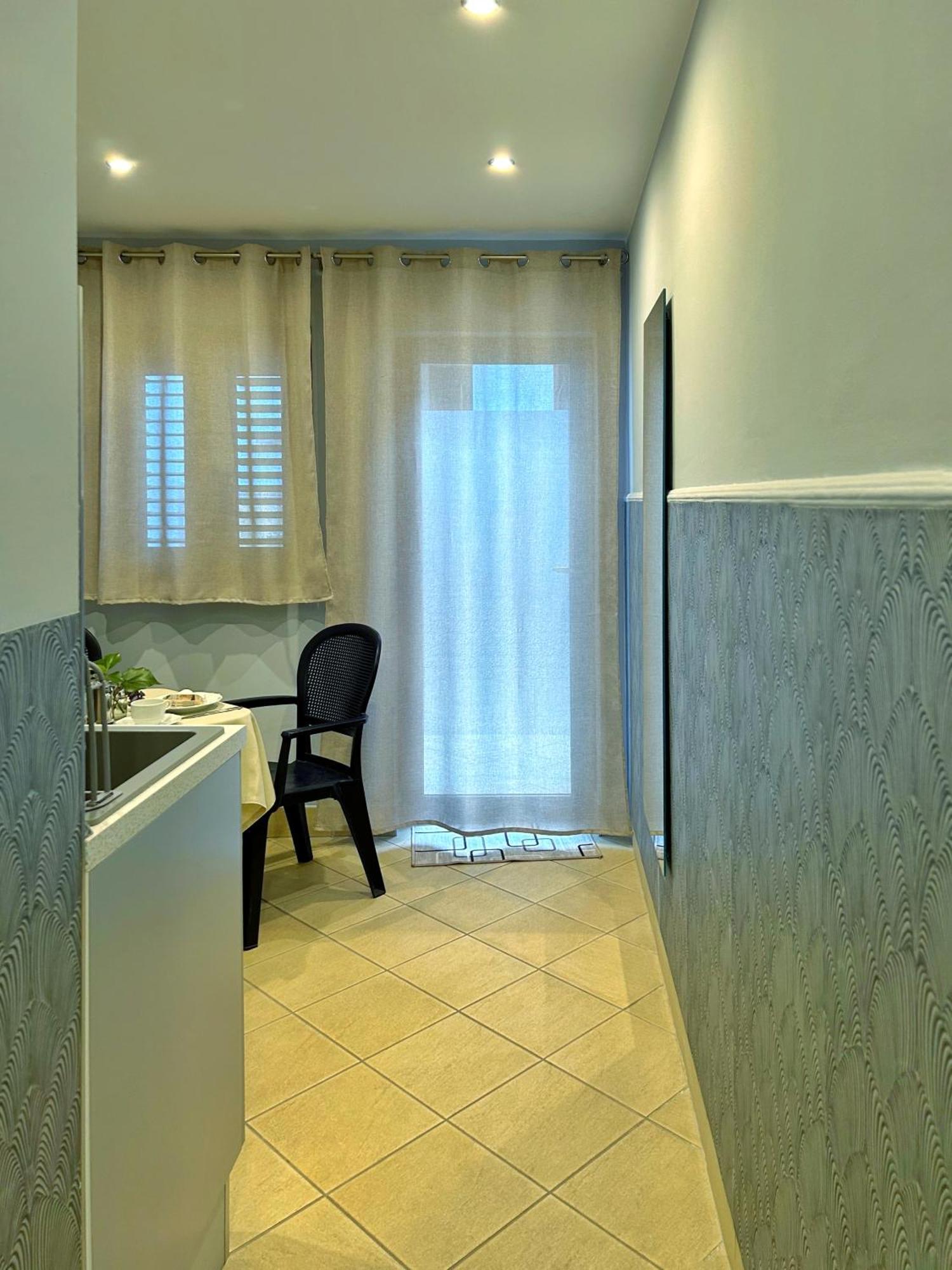 ジャルディーニ・ナクソス La Piazzetta Bed & Breakfast エクステリア 写真