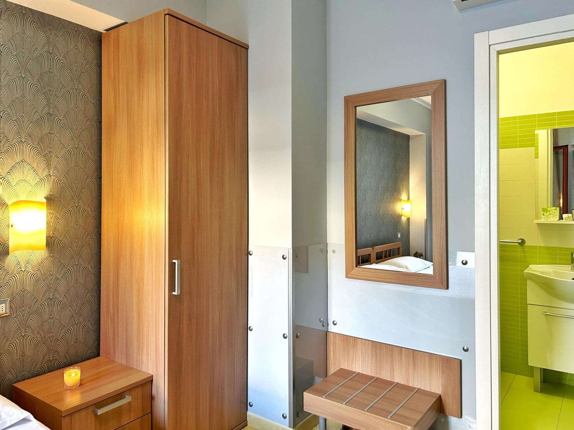 ジャルディーニ・ナクソス La Piazzetta Bed & Breakfast エクステリア 写真