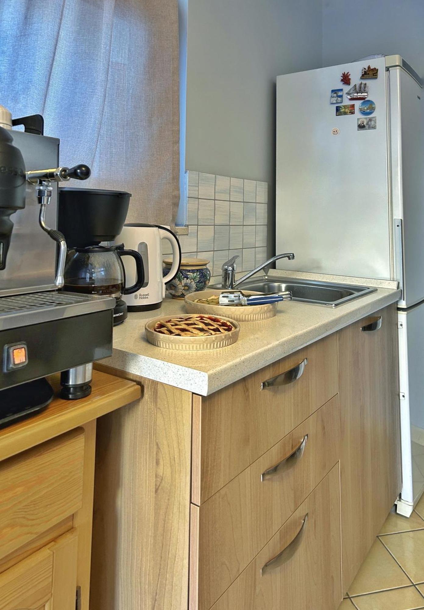 ジャルディーニ・ナクソス La Piazzetta Bed & Breakfast エクステリア 写真
